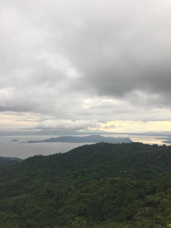 Sky'S At Prime Residences -Tagaytay Tagaytay City Extérieur photo